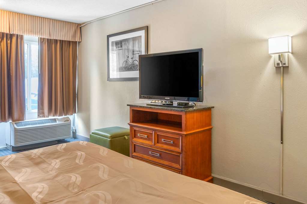 Quality Inn & Suites Apex Holly Springs - photo 20