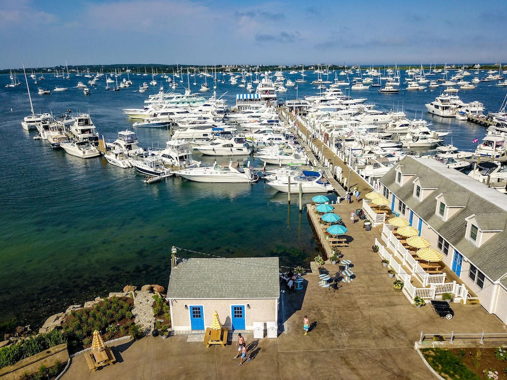 Champlin's Marina & Resort - photo 25