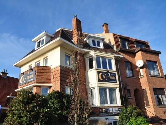 Logies het Maantje in De Panne, Belgium