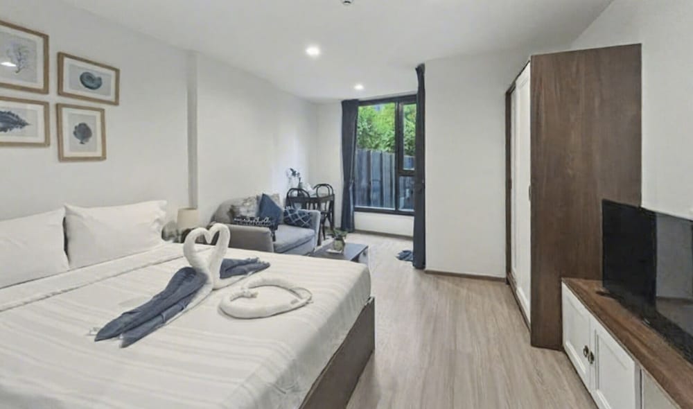 The Base New Studio Great location shared Pool — 4-Star Luxury Hotel in Wichit, Thailand