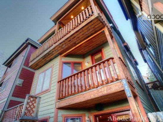 Abode On Lowell - photo 2