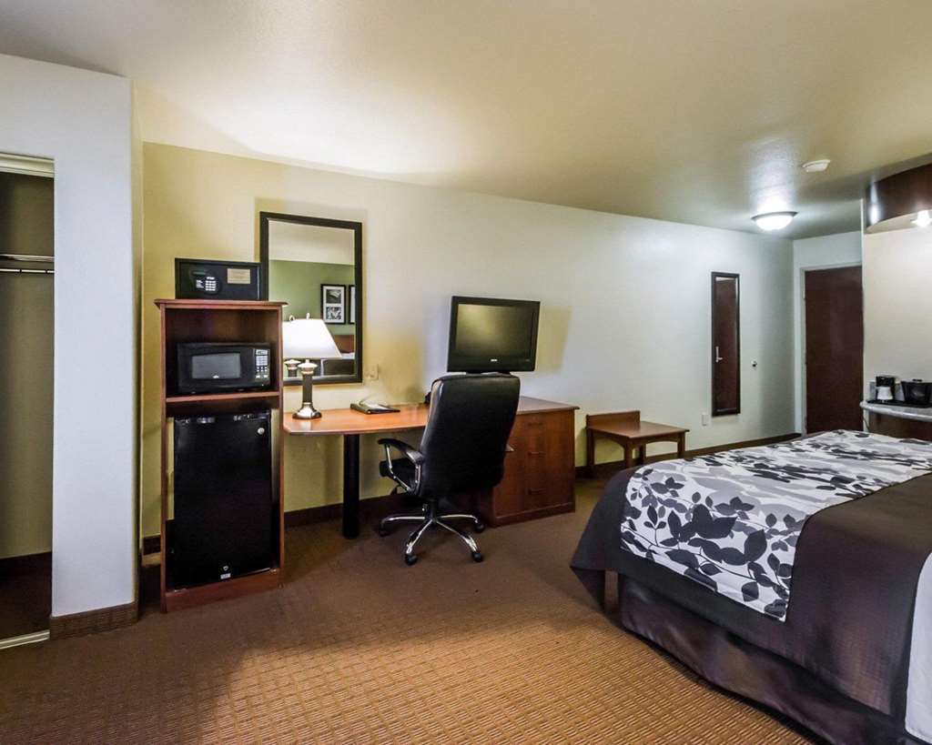 Sleep Inn & Suites Shamrock - photo 11
