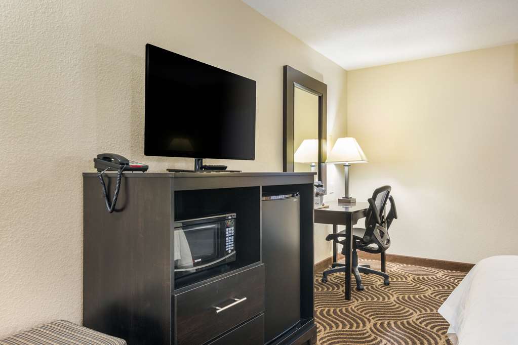 Quality Inn & Suites Florence Cincinnati South - photo 24