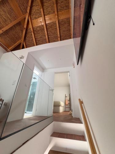 Stylish townhouse with gallery in the heart of Tavira for two — 4-Star Luxury Hotel in Tavira, Portugal
