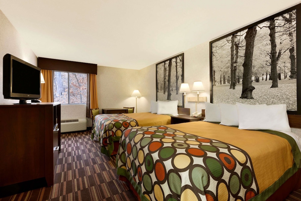 Riverdale Inn - photo 4