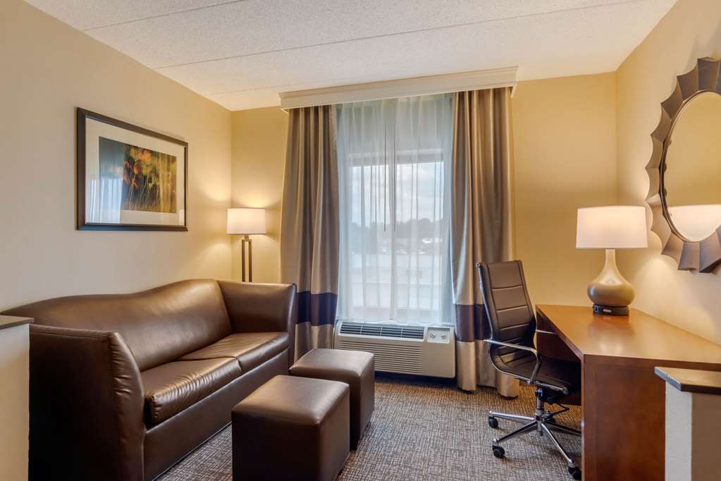 Comfort Suites South Park - photo 25