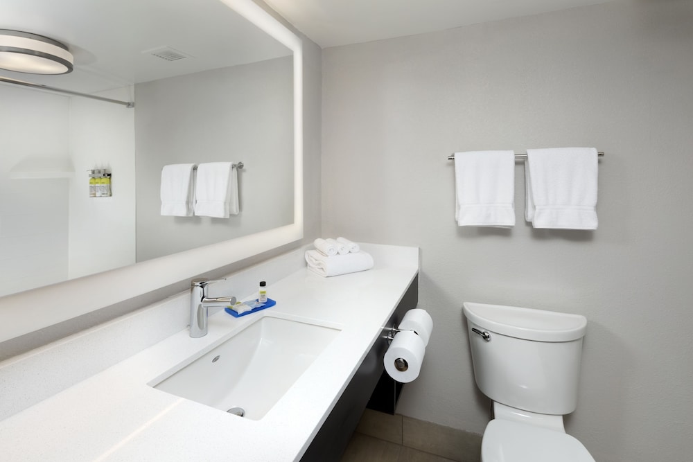 Holiday Inn Express Middlesboro by IHG - photo 19