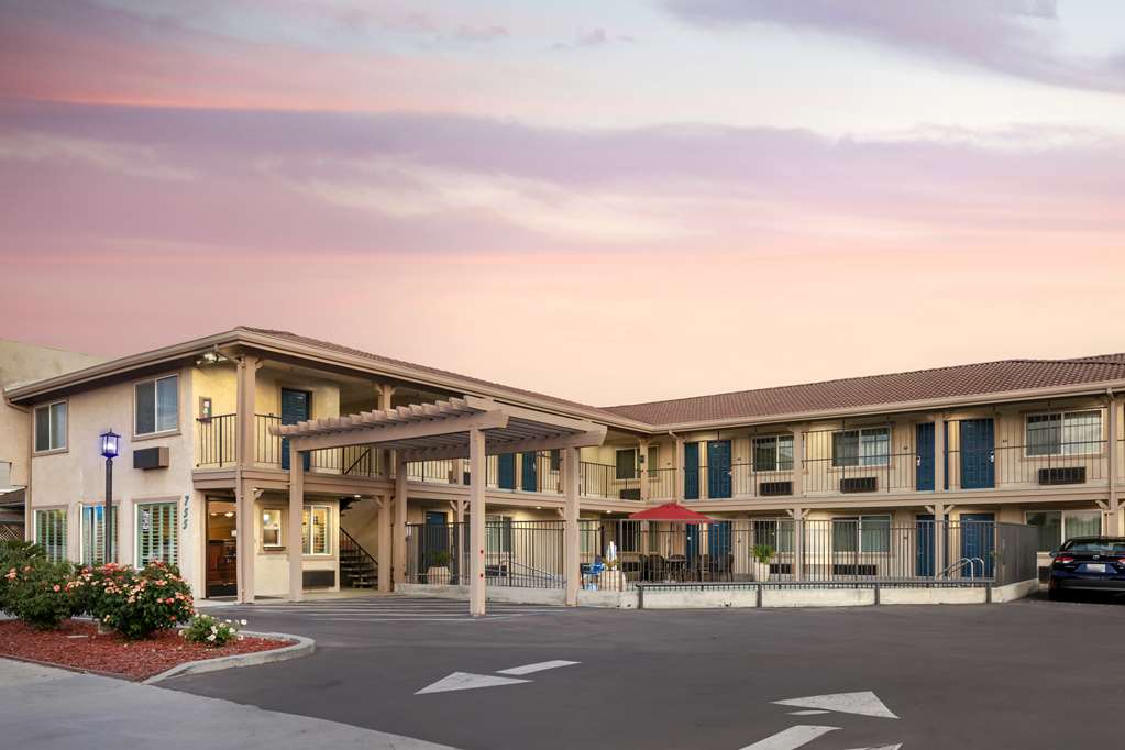 Best Western Hanford Inn — hotel in Hanford
