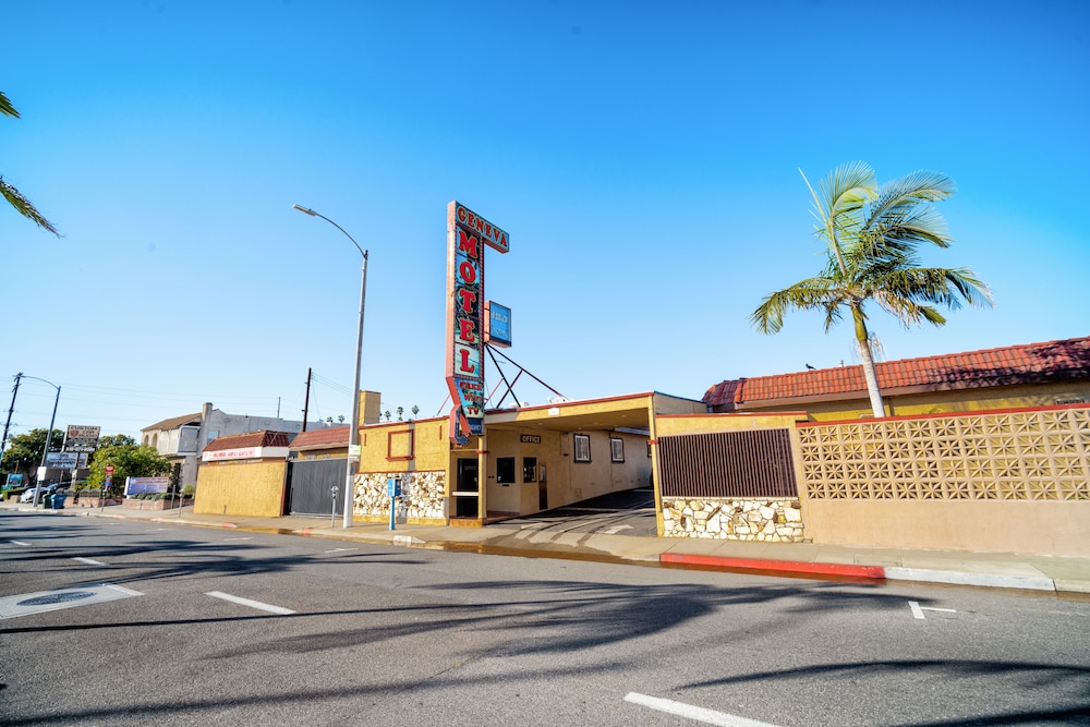 Geneva Motel in Inglewood, United States