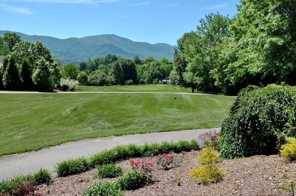 Laurel Ridge Country Club - photo 18
