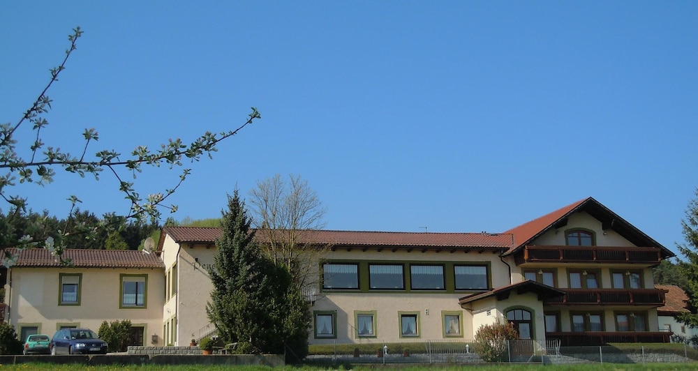 Hotel Lugerhof - carbon neutral hotel in Weiding