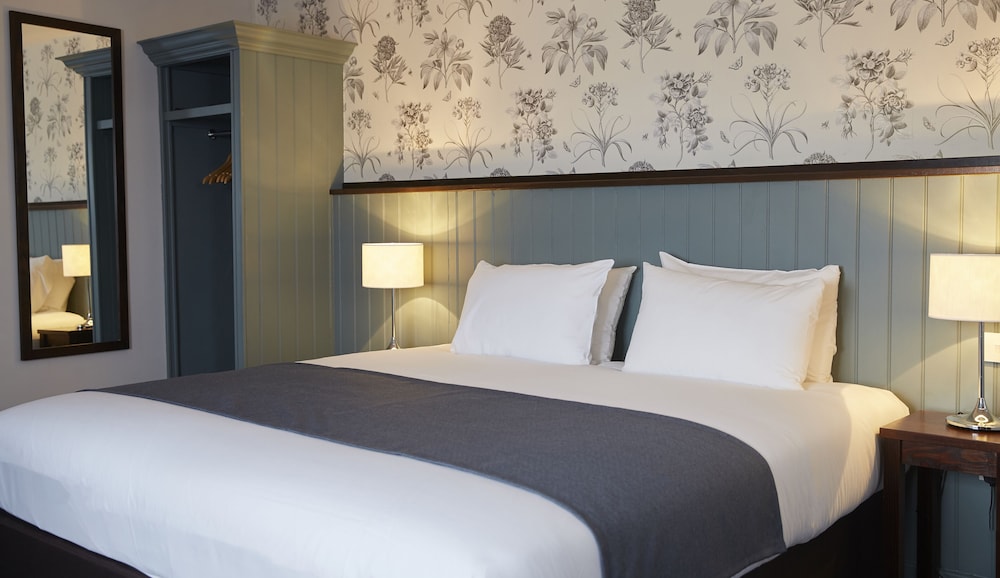 Ravensworth Arms Hotel By Greene King Inns — Gateshead