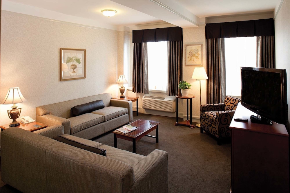 Hilton Cincinnati Netherland Plaza - photo 27
