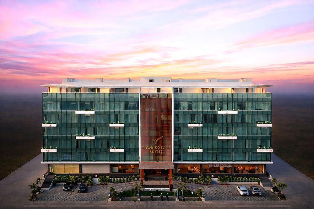 Town Square Suites — 4-Star Luxury Hotel in Hyderabad, India