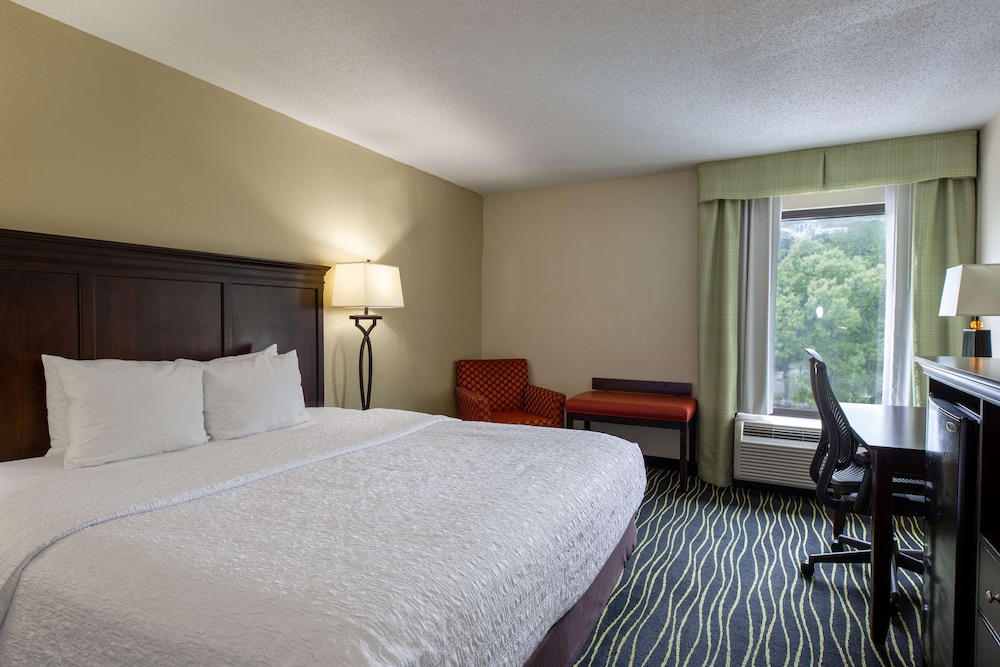 Hampton Inn Columbia I 26 Harbison Blvd. - photo 22