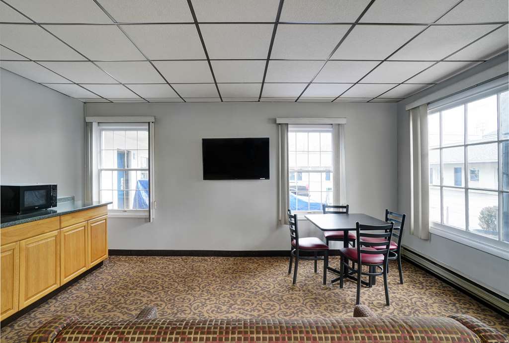 Motel 6 Washington PA - photo 22