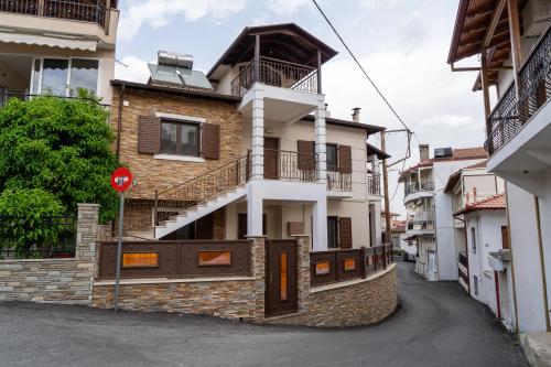 Dimitra Rooms — 4-Star Luxury Hotel in Litochoro, Greece