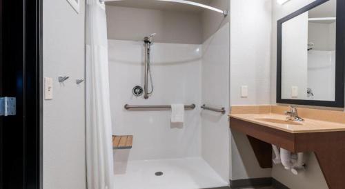 My Place Hotels Chicago West North Aurora - photo 43