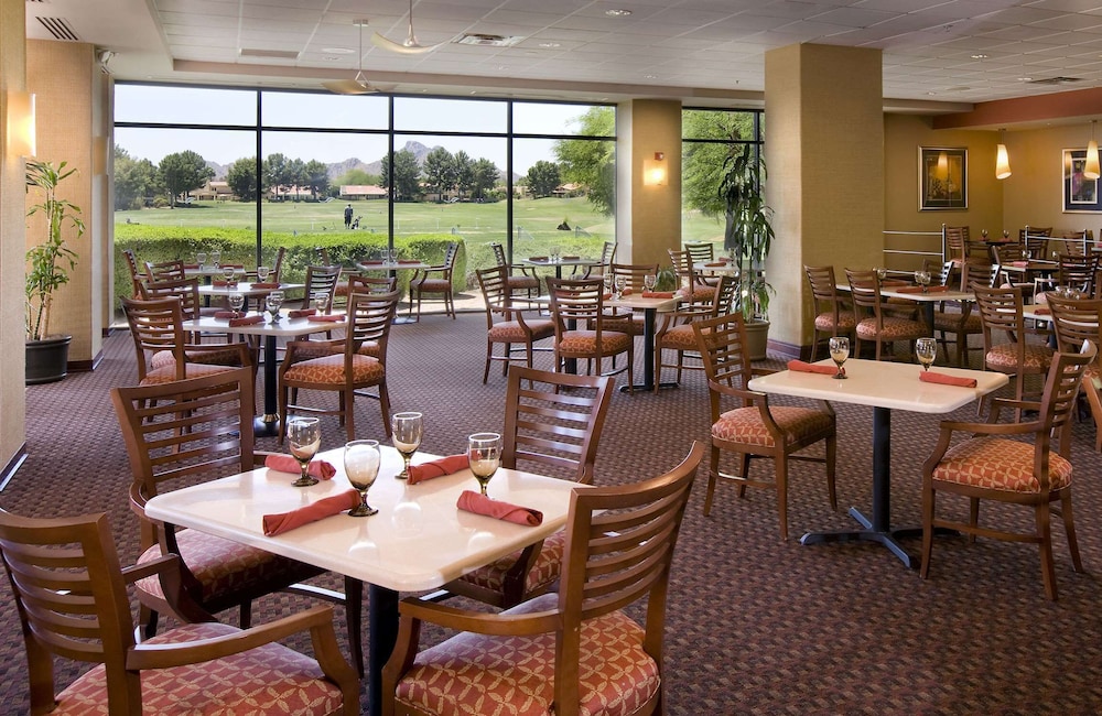 Embassy Suites by Hilton Phoenix Scottsdale - photo 48