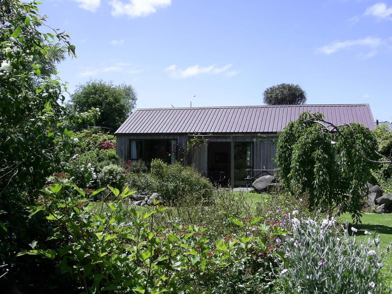 Down South Cottage — 4-Star Luxury Hotel in Invercargill, New Zealand