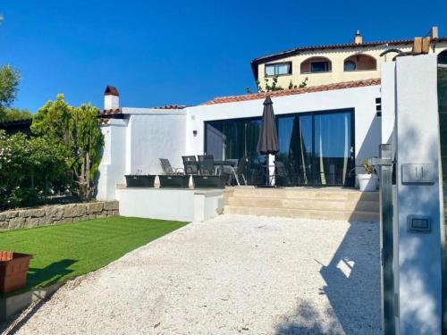 Stazzo 1934 - carbon neutral hotel in Unknown City