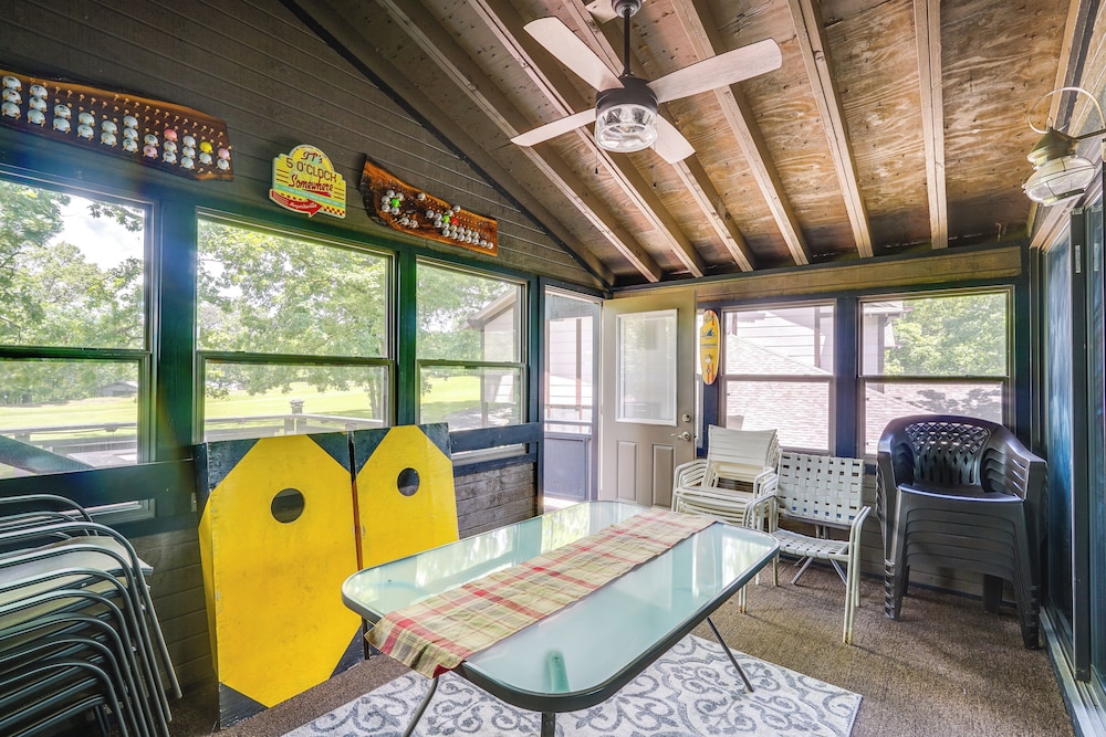 1 Mi to Margaritaville Resort: Cottage w Fire Pit - photo 6