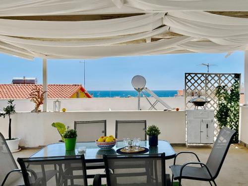 Blue Space 50 Meters From the Sandy Beach Parking & Wifi in Avola, Italy