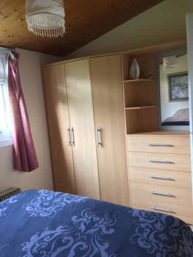 Tranquilo cabanas — Carmarthen — photo 3