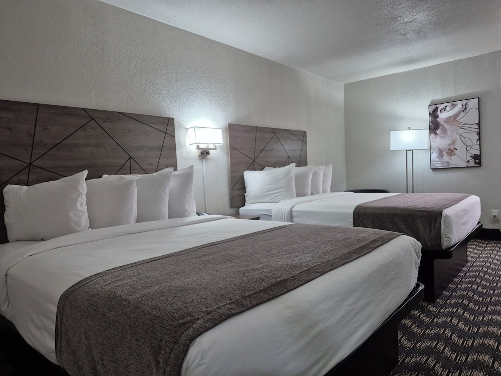 Abilene Whitten Inn - photo 7