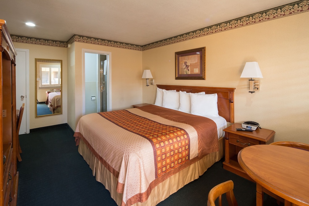 Geary Parkway Motel - photo 16