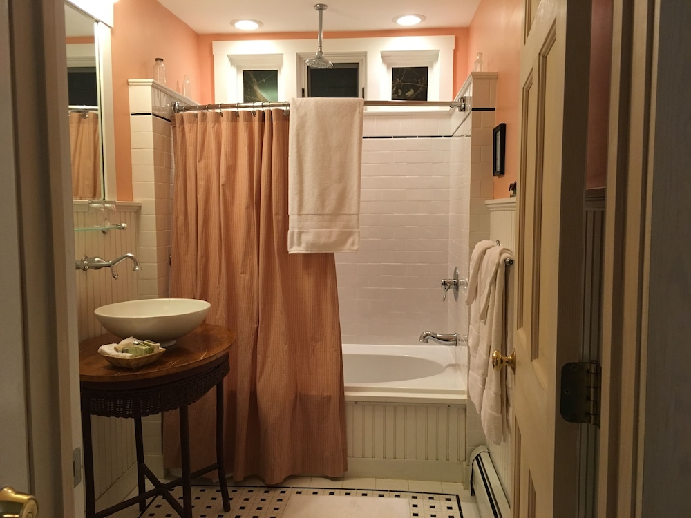 Deerhill Inn - photo 108