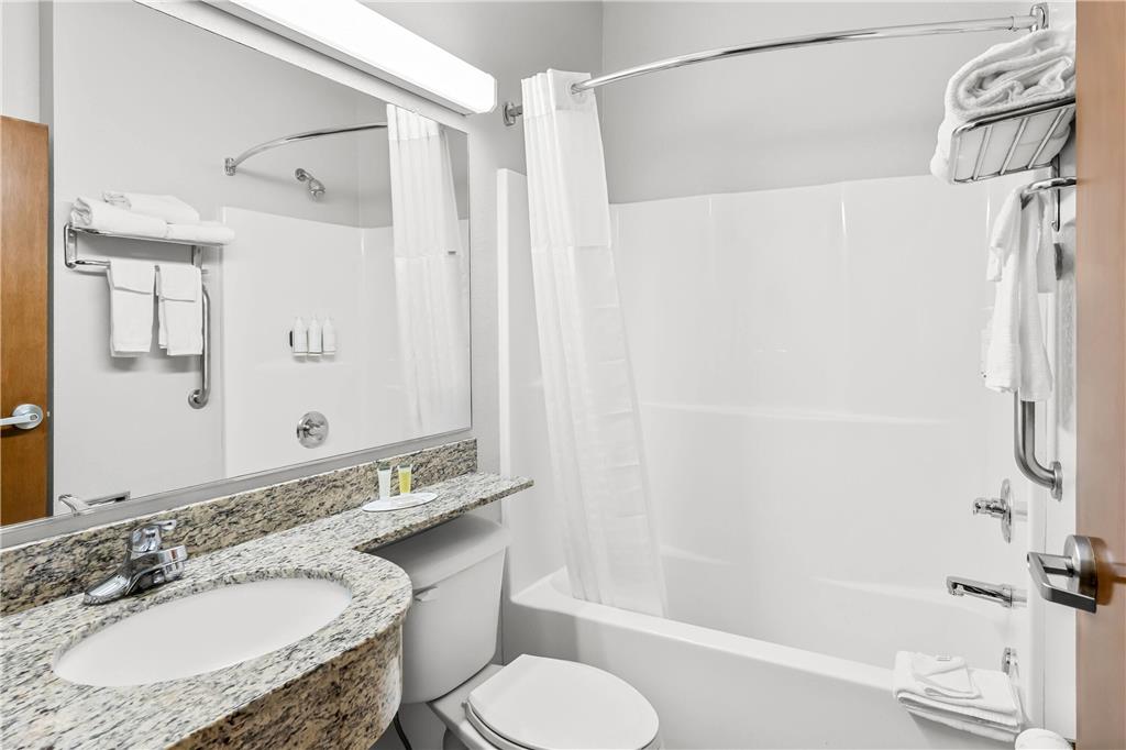Microtel Inn & Suites by Wyndham Searcy - photo 10