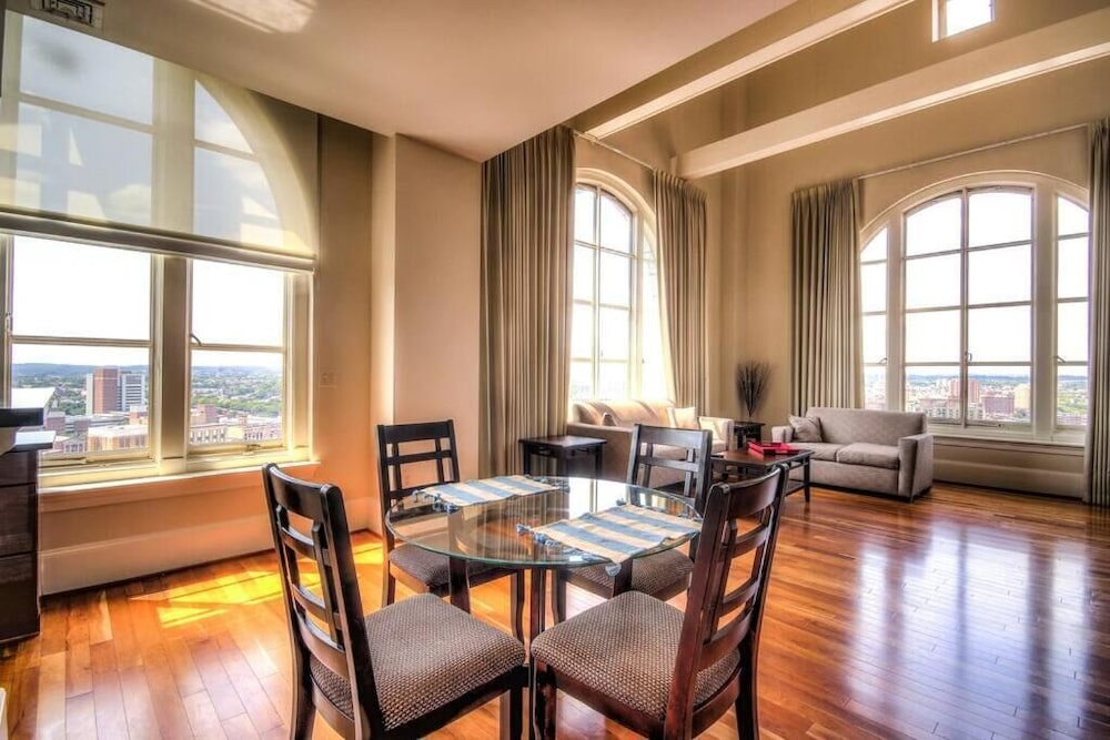 Spectacular Penthouse at 39 west. — 4-Star Luxury Hotel in Baltimore, United States