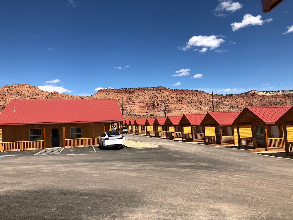 Red Canyon Cabins - photo 17