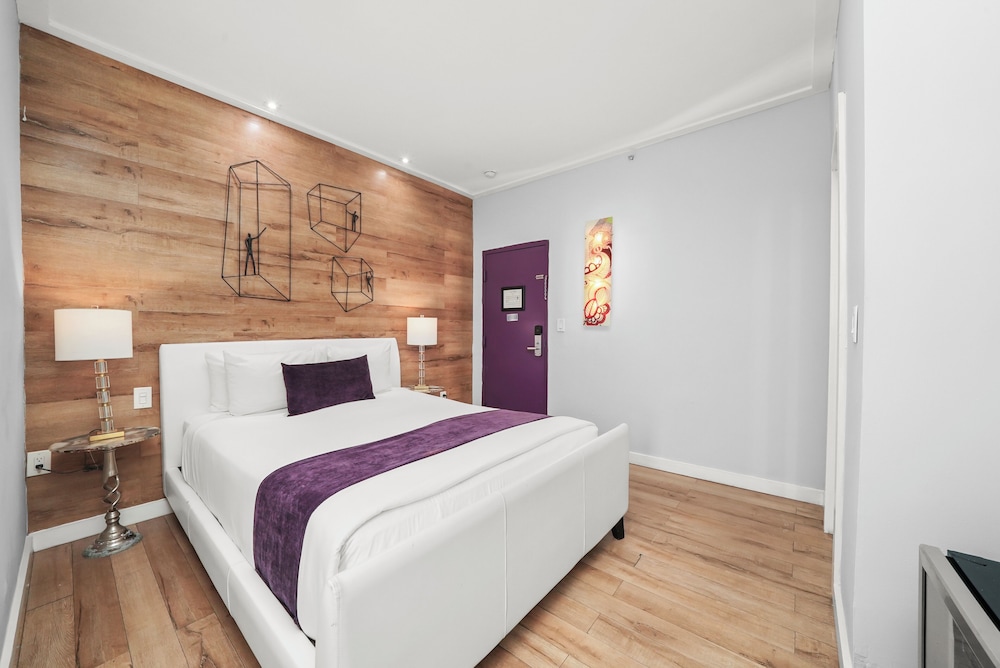 Hotel Shelley - photo 17