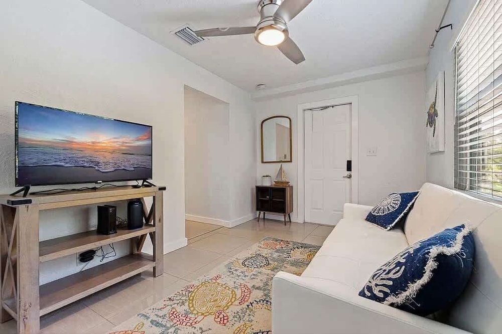 Oasis Family Getaway in St. Petersburg, United States