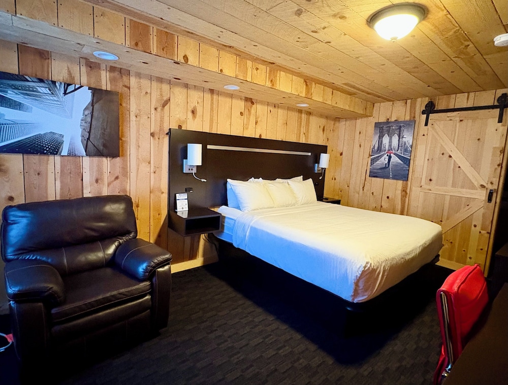 Americas Best Value Inn Wall - photo 32