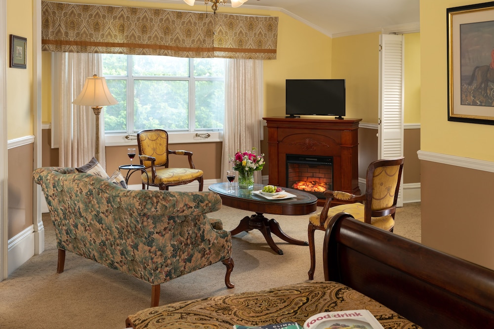 Albemarle Inn - photo 68