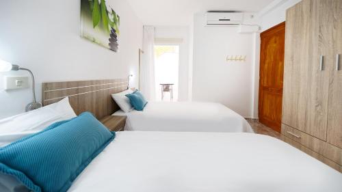 Armonía Beach 17 — 4-Star Luxury Hotel in Aguimes, Spain