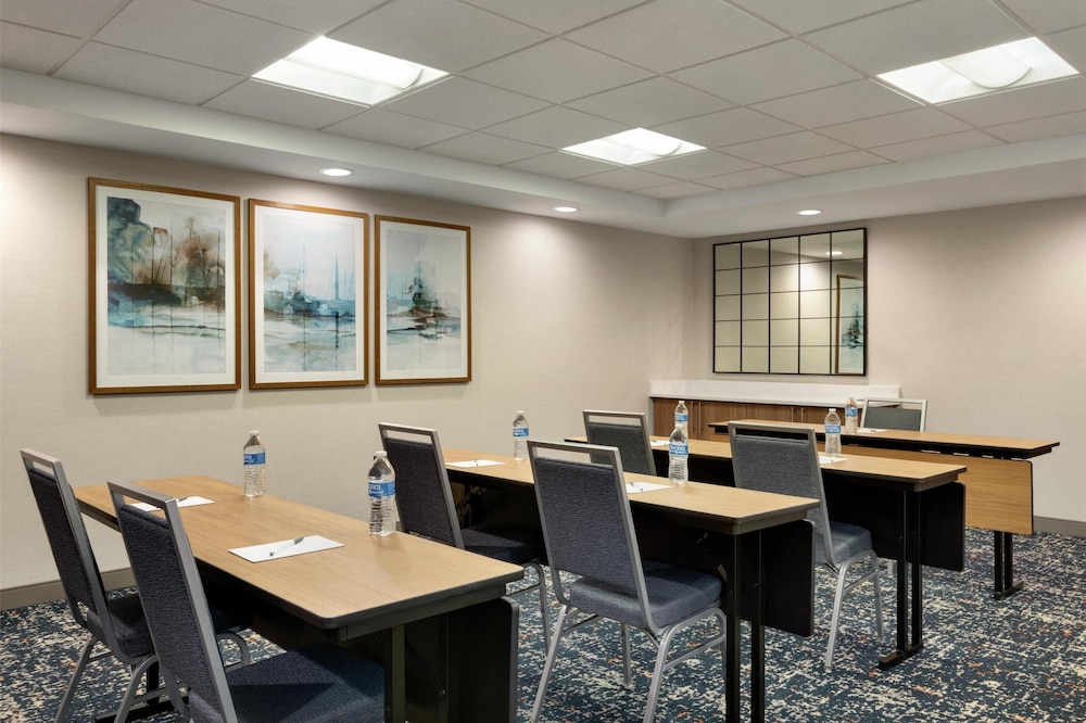 Hampton Inn Hagerstown - photo 26