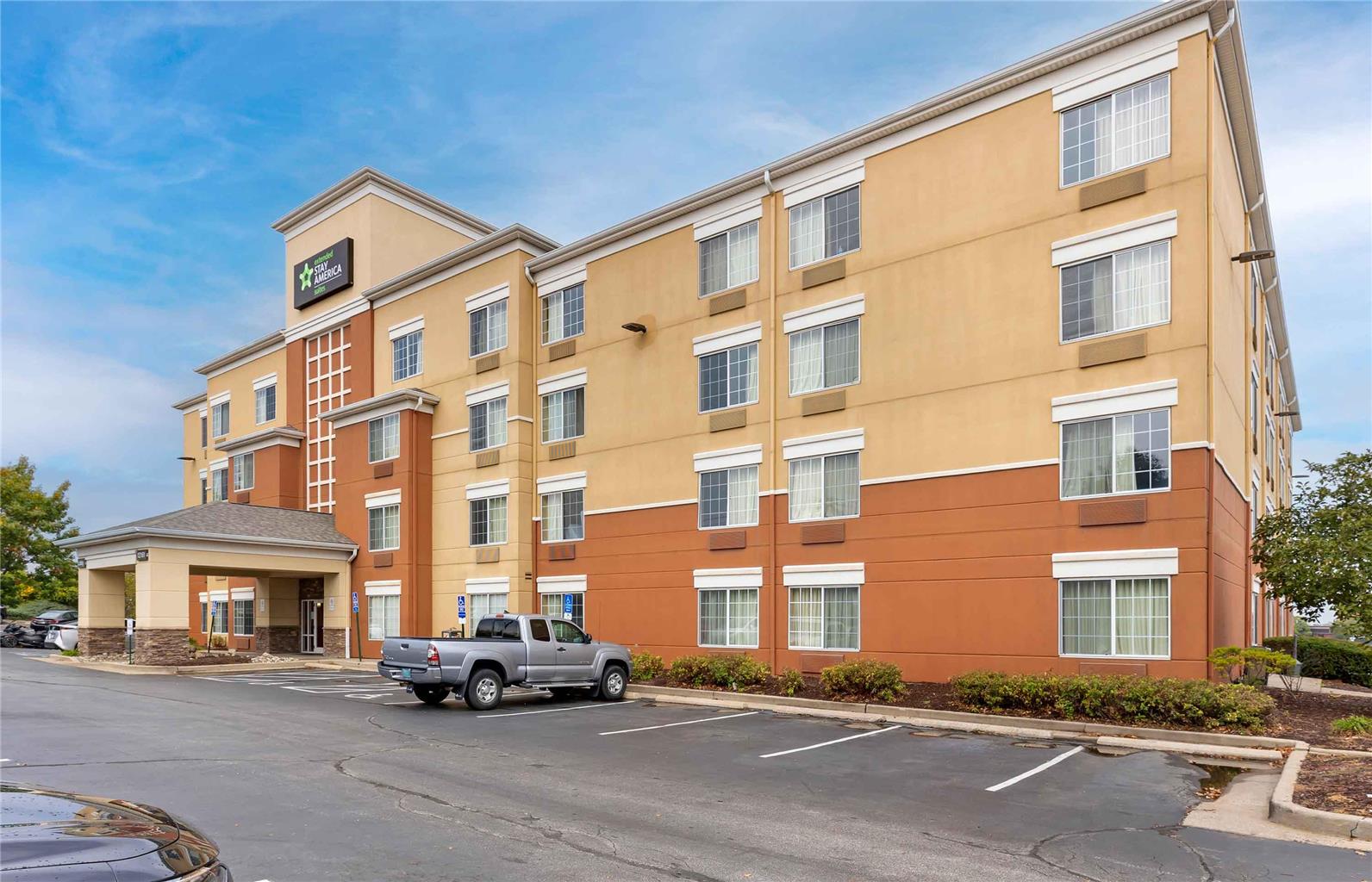 Extended Stay America Suites St Louis Westport Central - photo 2