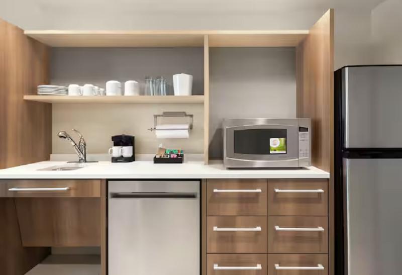 Home2 Suites by Hilton Racine - photo 3