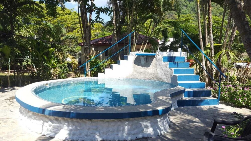 Hotel Sandpiper in Jaco, Costa Rica