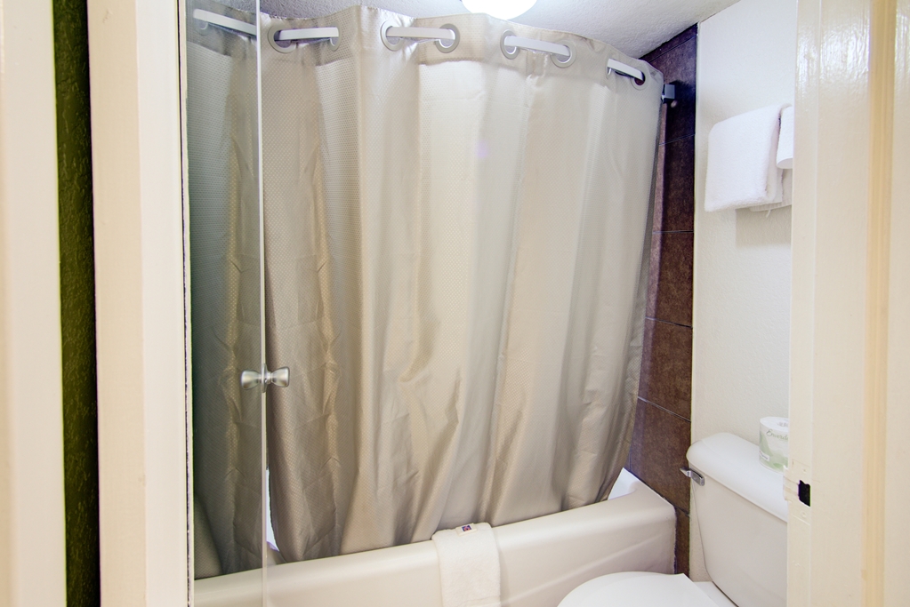 Motel 6 Mount Pleasant TX - photo 17
