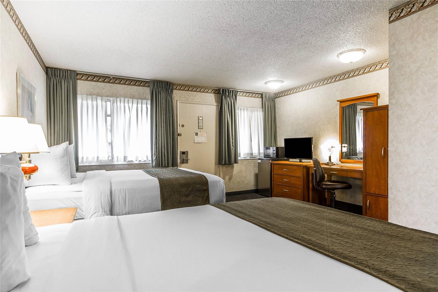 Quality Inn & Suites Silicon Valley - photo 15