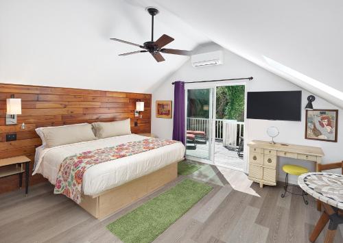 Folly Vacation 305 E Erie Fantastic Location in Folly Beach, United States