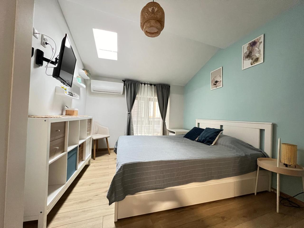 Мореплавателите The seafarers in Sozopol, Bulgaria