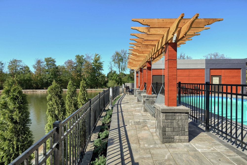 Hampton Inn Louisville Northeast - photo 28