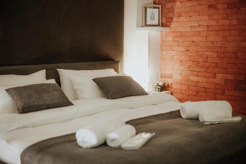 Luxury Duplex Suites City Center