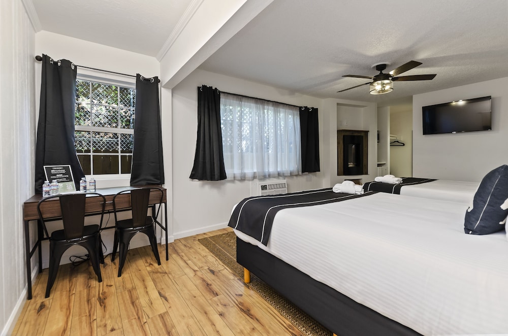 The Jeffrey Hotel - photo 58